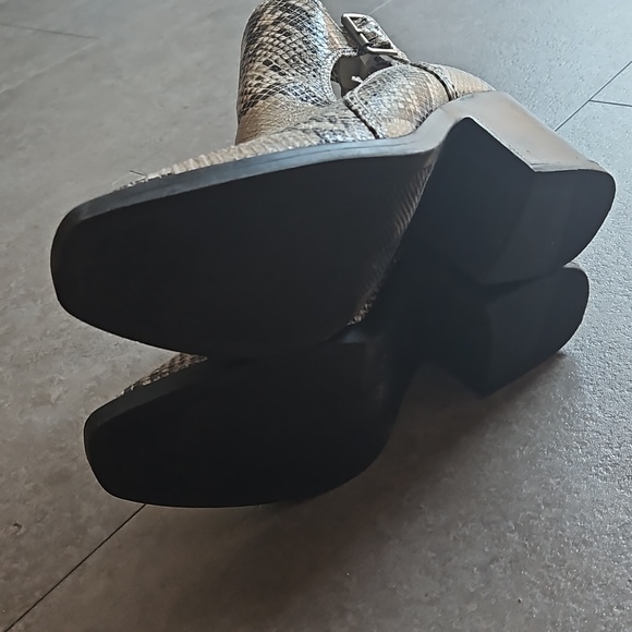 Heeled Snakeskin Booties - Picture 6 of 6